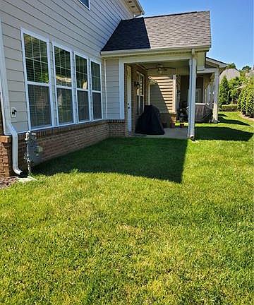 5th image of 5929 Glenmore Garden Dr