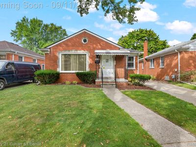 8235 Virgil St, Dearborn Heights, MI, 48127