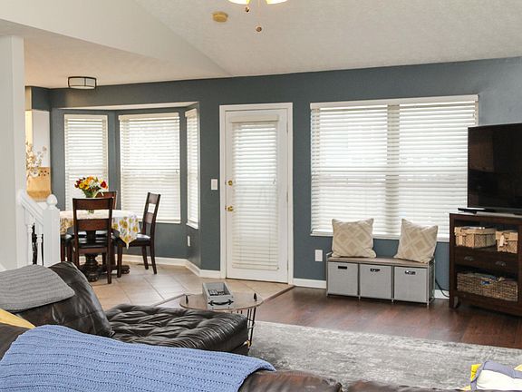 3rd image of 4150 Portobello Dr