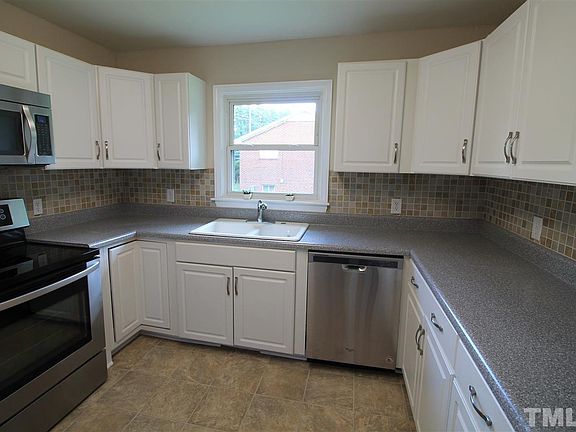 5th image of 107 Home Ave
