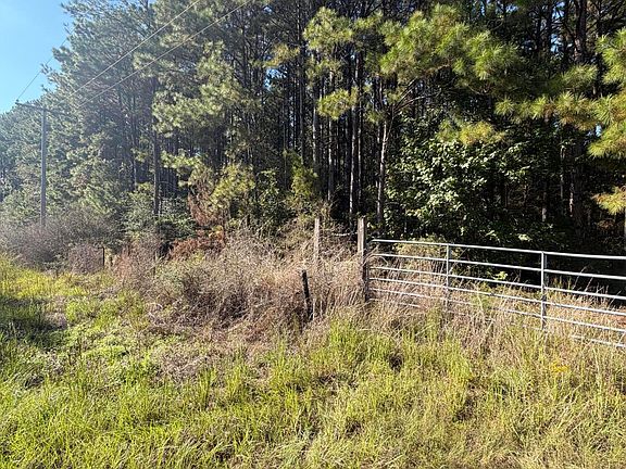3rd image of Coons Mill Rd