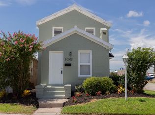 5202 Avenue L, Galveston, TX 77551