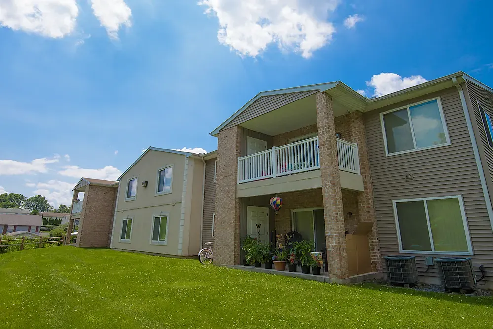 Saylor Park Apartments — Photo 4