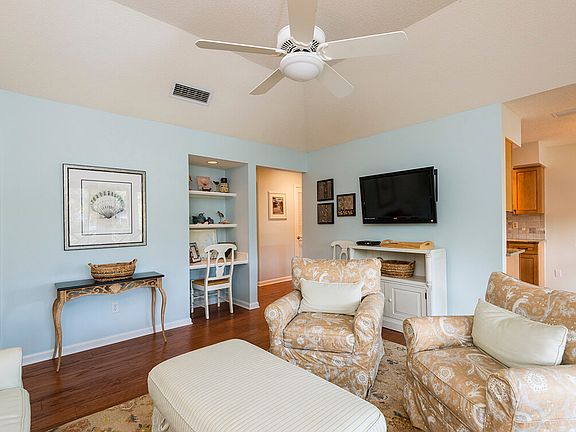 3rd image of 4838 Green Dolphin Way