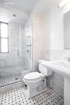 Sold by Sotheby's International Realty | media 18