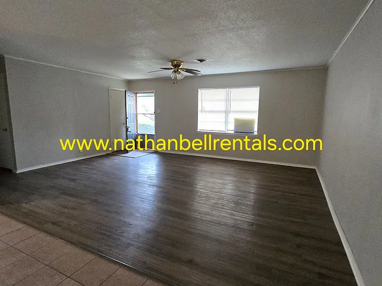 2485 Cypress Dr — Photo 10