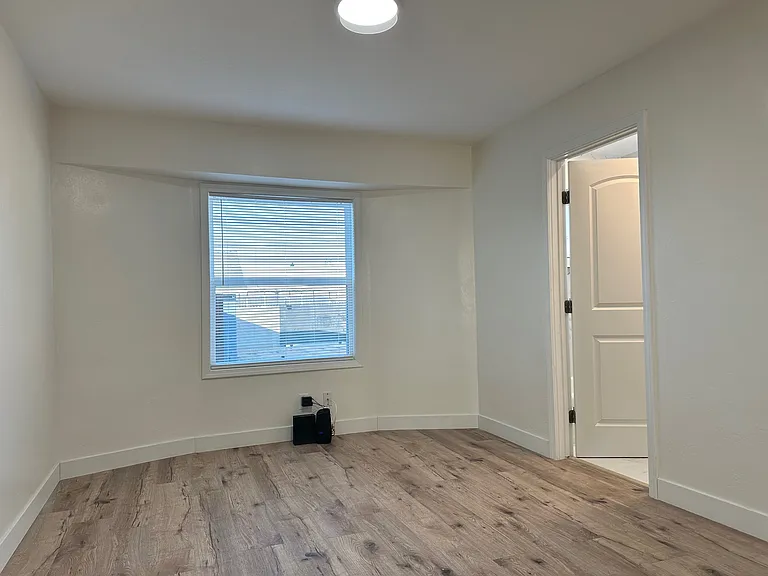 3136 Monterey St — Photo 16
