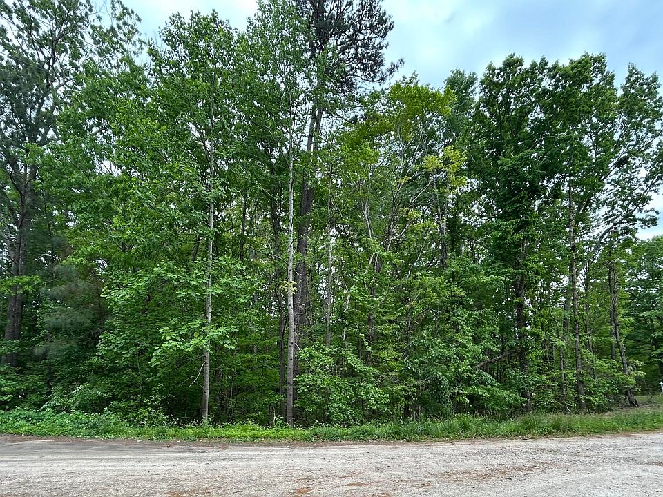 2nd image of 2558 Buckingham Dr #36