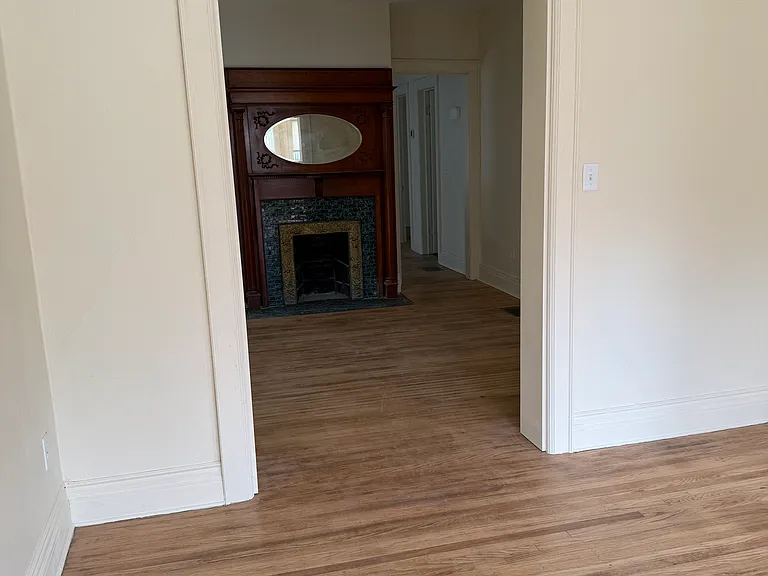 2206 Main St #2 — Photo 8