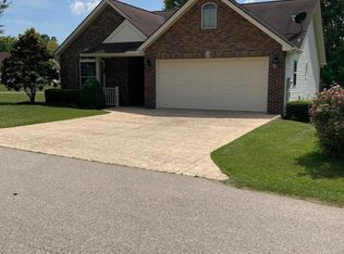 44 Buckhorn Dr, Morehead, KY 40351