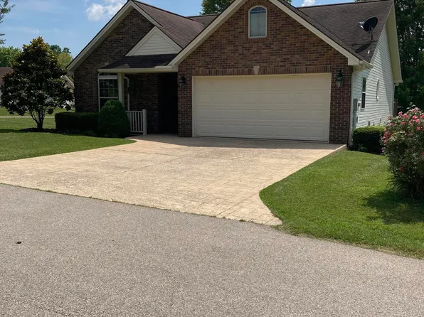 44 Buckhorn Dr, Morehead, KY 40351