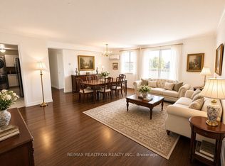 80 Inverlochy Blvd #504, Markham, ON L3T4P3