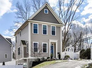 21 Linwood St, Chelmsford, MA 01824