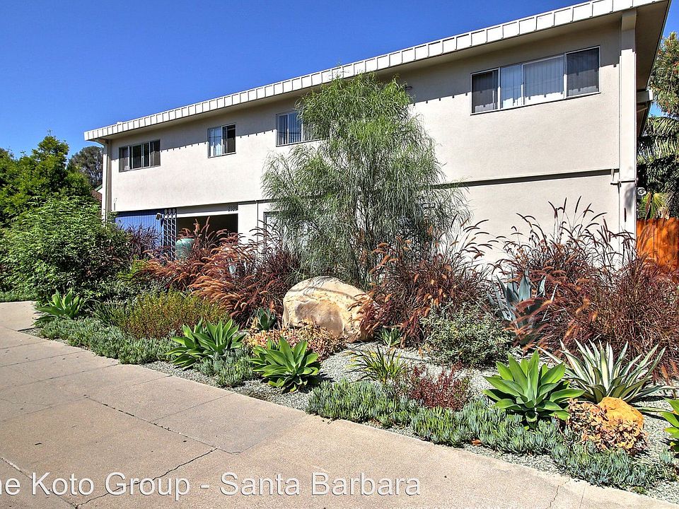 1st image of 2320 De La Vina St APT 14