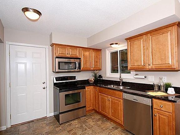 4th image of 13217 Highview Dr