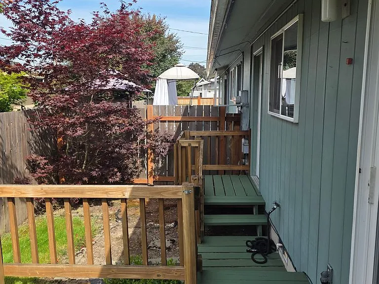 475 SW McFadden Ave — Photo 14