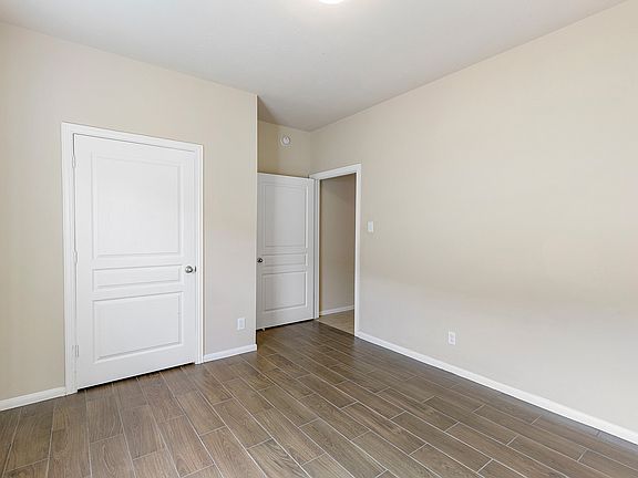 5th image of 10903 Woodwind Shadows Dr #10903
