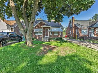 23140 David Ave, Eastpointe, MI 48021