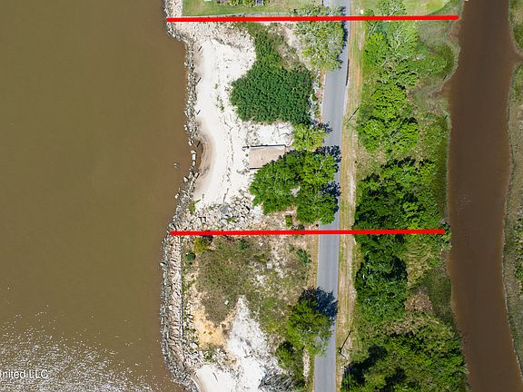4th image of 6613 Belle Fontaine Dr