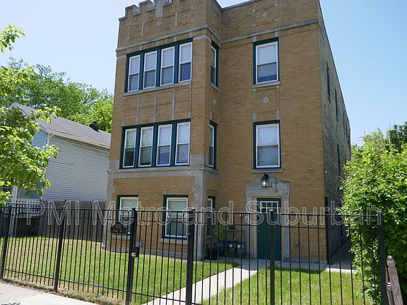 2nd image of 1832 Dodge Ave APT 3