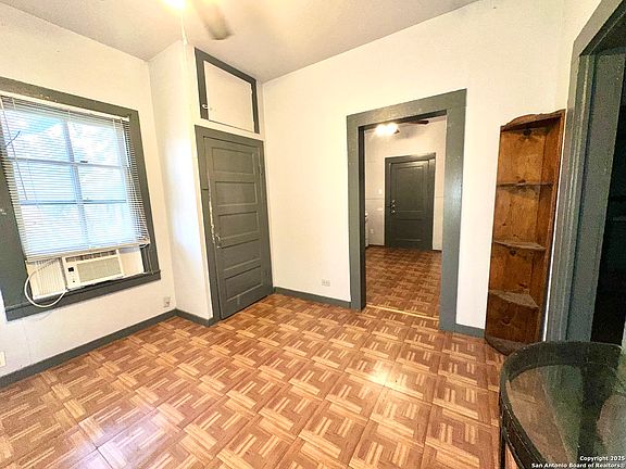 3rd image of 506 N CHUPADERAS ST