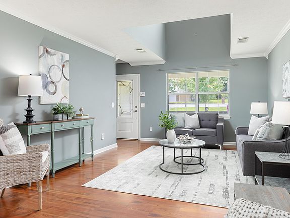 4th image of 50 Capstone Dr