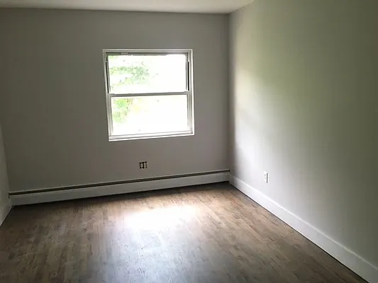 Rented by Premier Metro Realty Corp | media 56