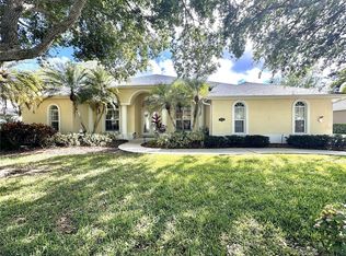 6586 Taeda Dr, Sarasota, FL 34241