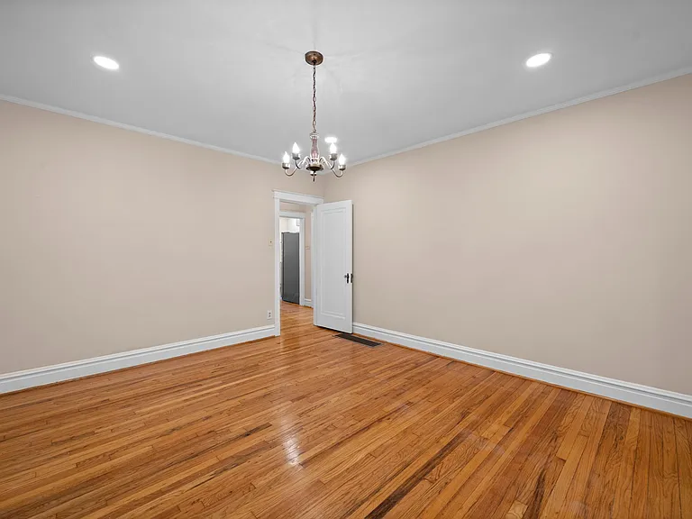 5515 Milentz Ave #1F — Photo 9