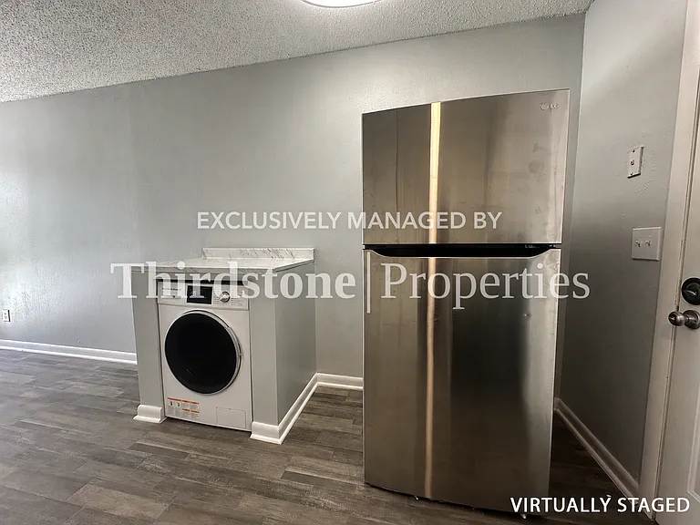 1160 Comanche St #4 — Photo 6