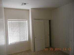 4th image of 2512 W Dixon Ln