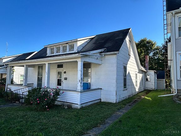 2nd image of 124 N East St
