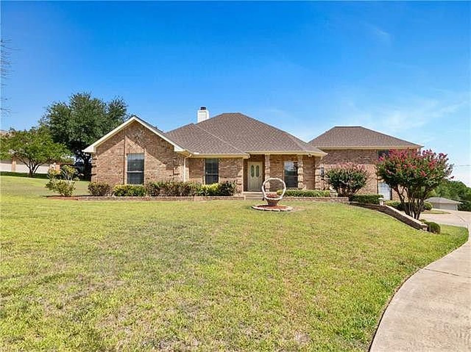 19 Lovers Ln - Property Image