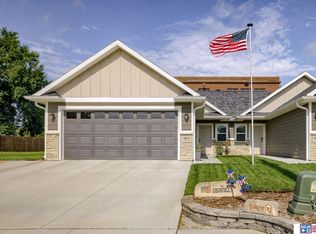 1815 N East Ave, York, NE 68467