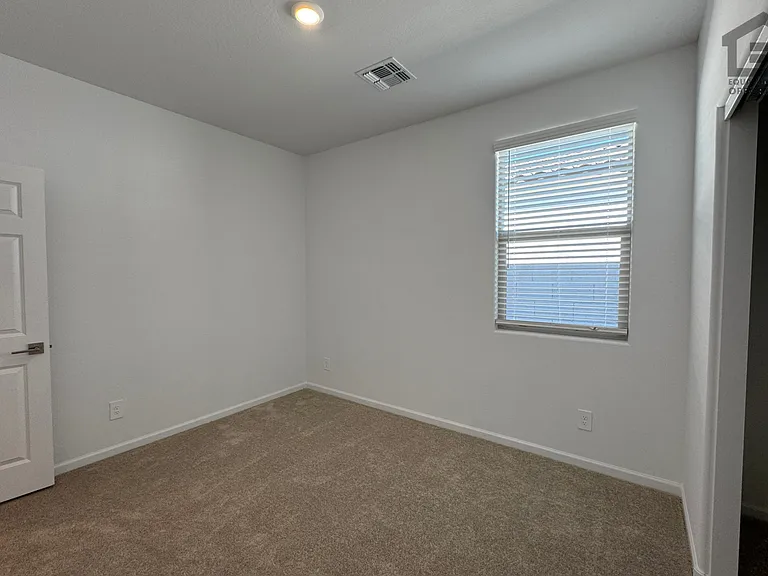 18236 W Avenida Del Sol — Photo 16
