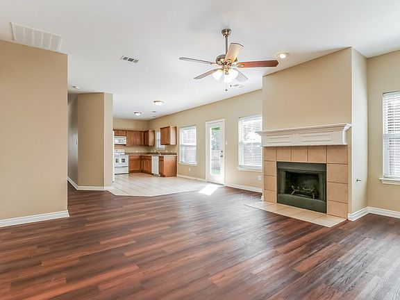 4th image of 11513 Aspen Creek Dr