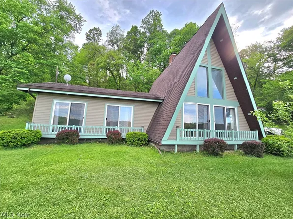 8465 Black Run Rd, Nashport, OH 43830