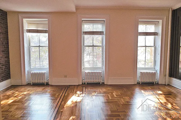 Rented by Ideal Properties Group | media 3