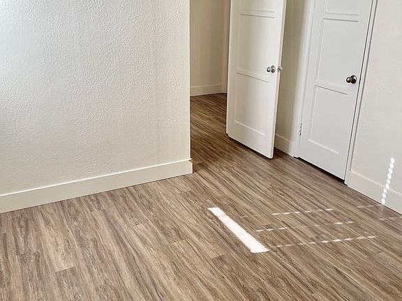 5th image of 129-43 D Ave #139