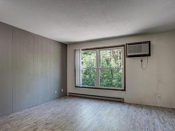 5th image of 1721 S Broadway St #208