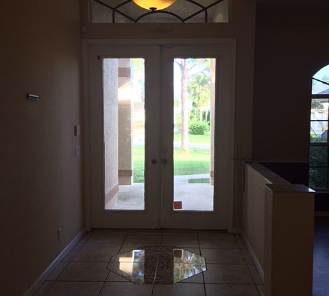 3rd image of 673 SW Bayshore Blvd