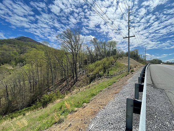 3rd image of 0 Highway 411