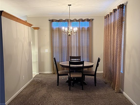 4th image of 3461 E Prescott Cir