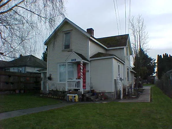 606 Orange Ave, Burlington, WA 98233