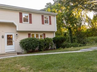 122 Leedham St #122, Attleboro, MA 02703