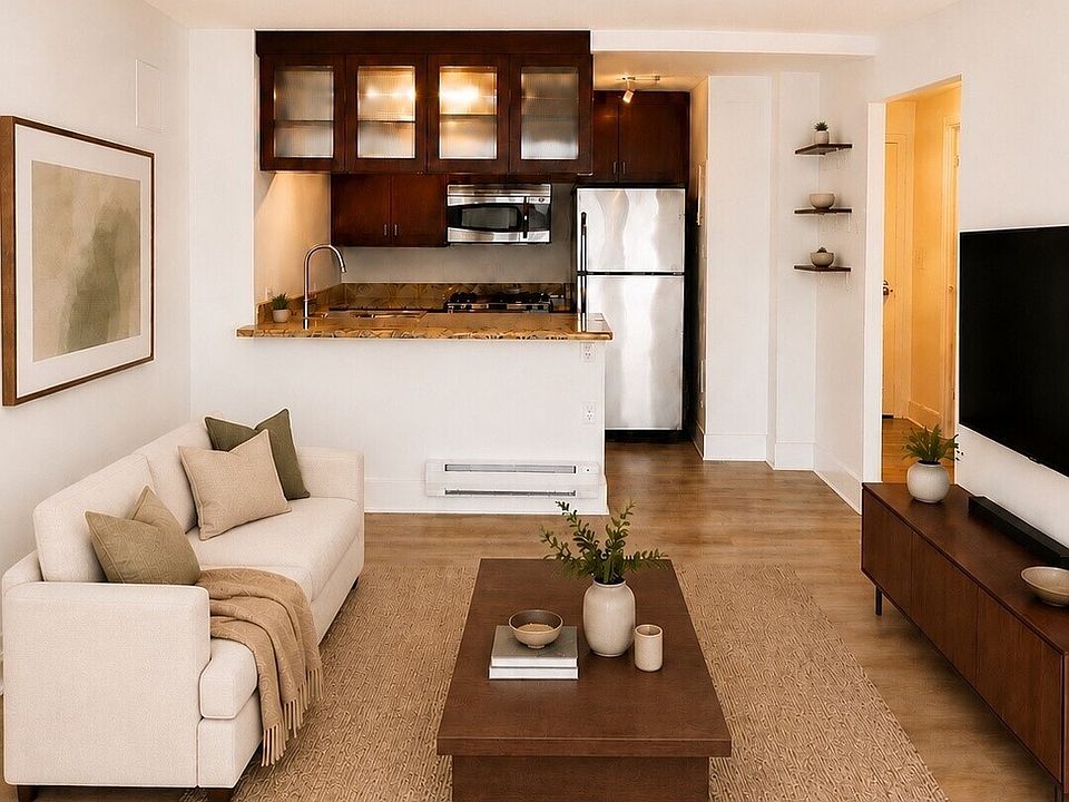 1st image of 1105 SPRING #901