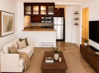 1105 Spring St APT 901, Seattle, WA 98104