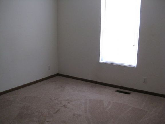 5th image of 6928 N Edison Ave