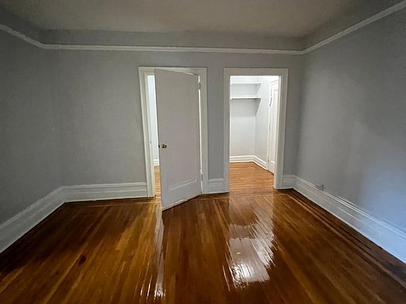 2nd image of 2803 Kennedy Blvd #B20