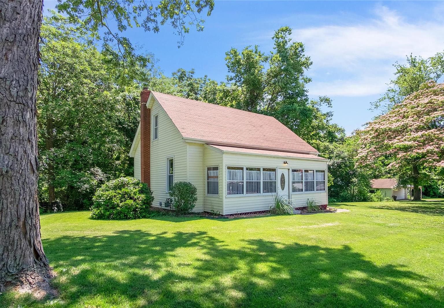 14050 Old Halls Ferry Rd, Florissant, MO 63034 Zillow